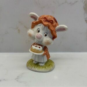 Vintage Lefton Hand Painted Mrs Easter Bunny Rabbit Figurine with Cake Spring